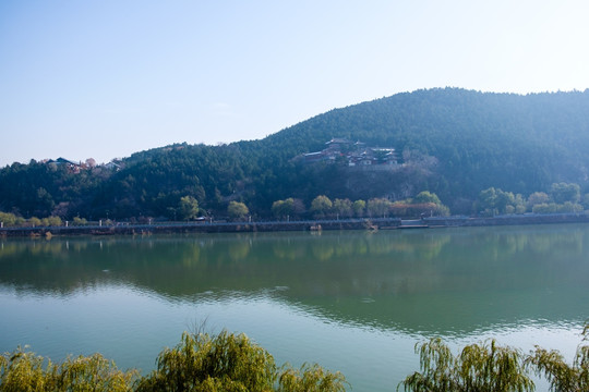 山水湖景