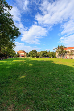 清华大学大草坪大礼堂