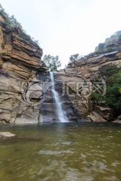 北京密云黑龙潭风景通天瀑