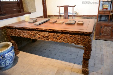 古代实木桌椅