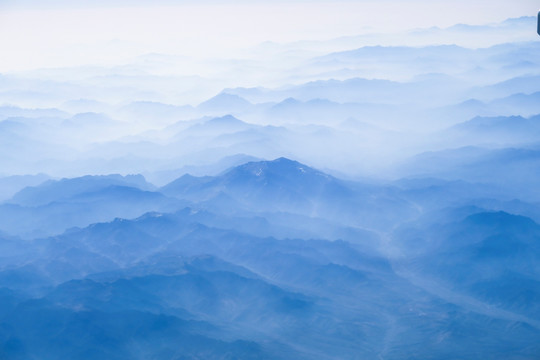 高山 水墨风光