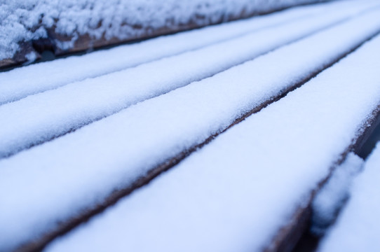 椅子 积雪