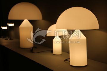 蘑菇型小台灯