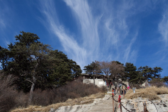 华山东峰