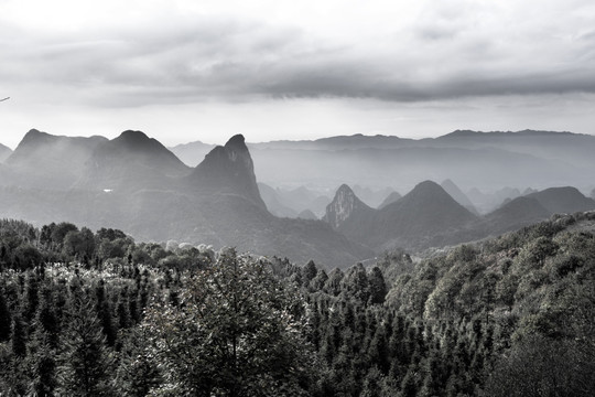 高山山峰