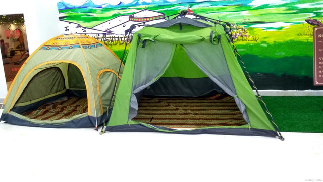 帐篷，户外宿营