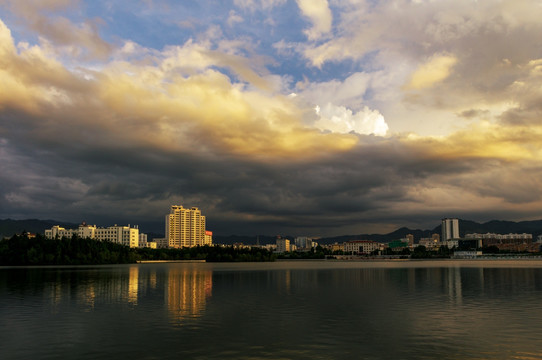 临沧玉龙湖