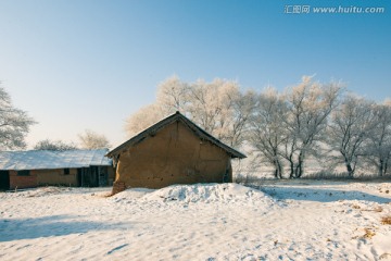 东北乡村雪景