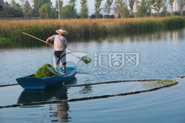 湖面清洁工