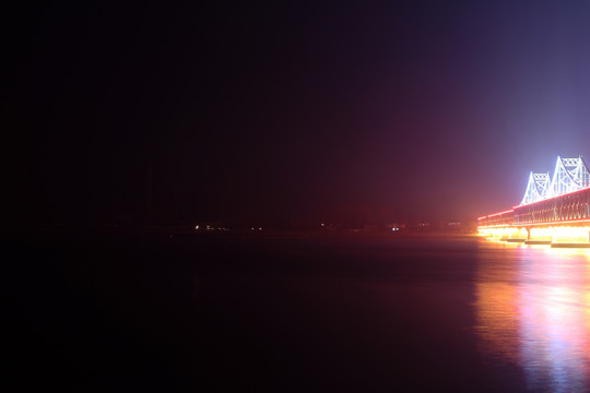 丹东 鸭绿江大桥 夜景