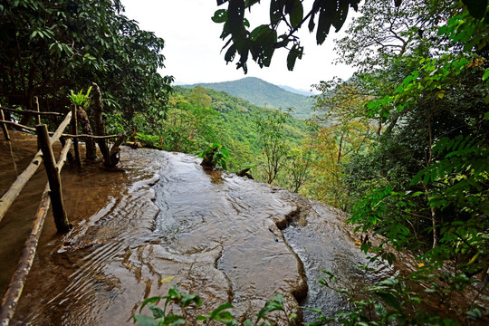 老挝光西瀑布