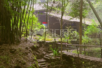 平乐金鸡谷 小桥流水人家