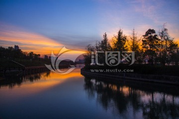 松雅湖景点晚霞