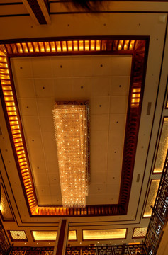 酒店大厅 顶部装饰 水晶灯