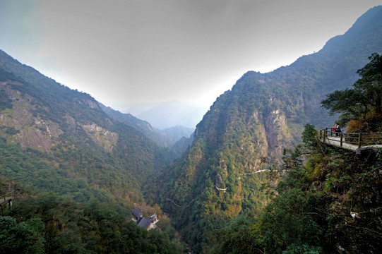 武义牛头山 群山山峰 栈道