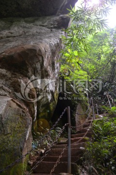 平乐金鸡谷 岩石栈道