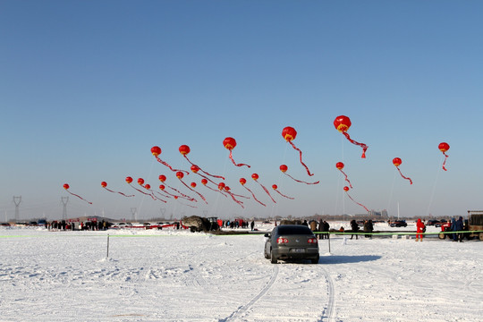 冬季雪地庆典