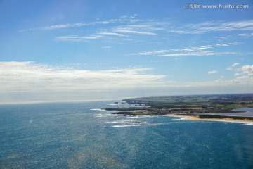 航拍海边悬崖岛礁海岸线