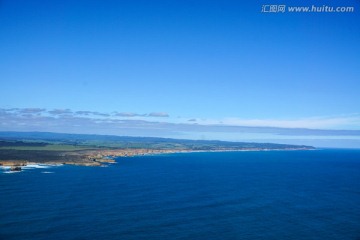 航拍海边悬崖岛礁海岸线