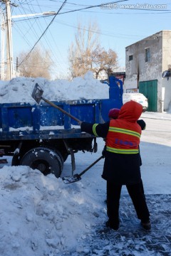 清理积雪