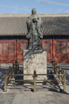 北京孔庙 孔子塑像