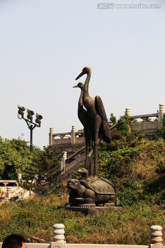 黄鹤楼景区 黄鹤铜像