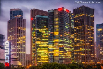 杭州钱江新城建筑群夜景HDR