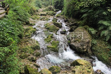 山川溪流