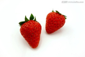 草莓 两个 白底素材图