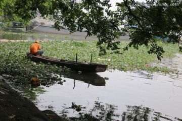 河道清理工