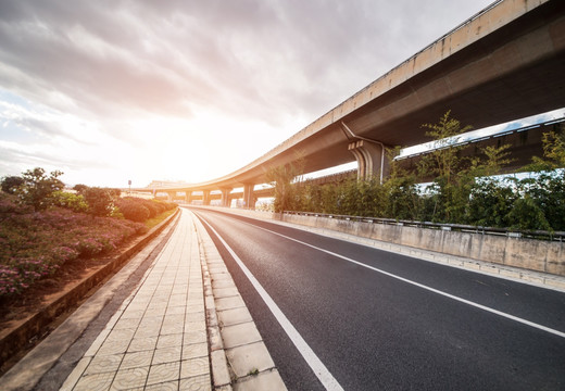 机场高速公路