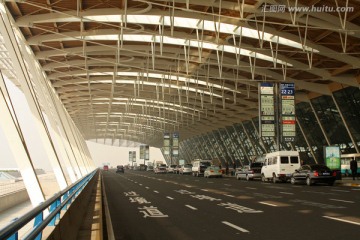 浦东机场二号航站楼