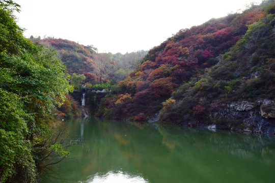秀美山水秋景摄影图