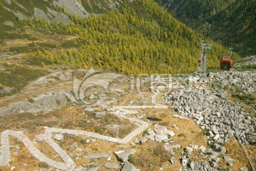 黑水达古冰山景区 索道缆车