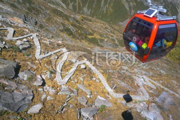 黑水达古冰山景区 索道缆车