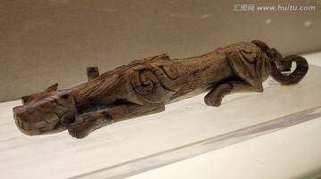 湖北省博物馆 木刻彩绘豹子