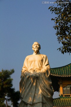 武汉 东湖 李时珍雕像