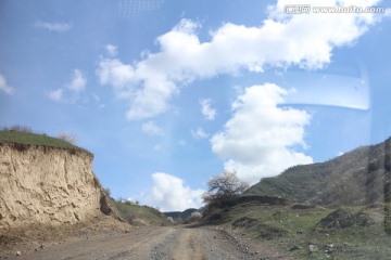 山路通天