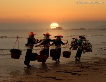 海上日出