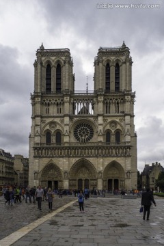 巴黎圣母院前广场