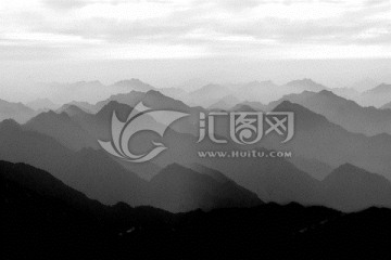 水墨意境遠(yuǎn)山