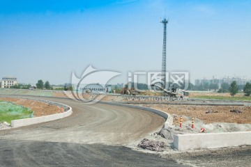 道路建设 道路施工 铺沥青