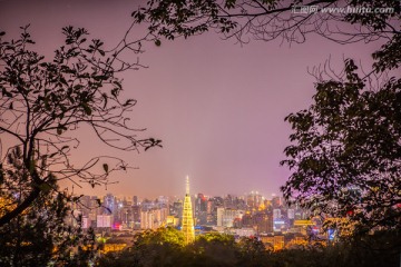 杭州保俶塔夜景