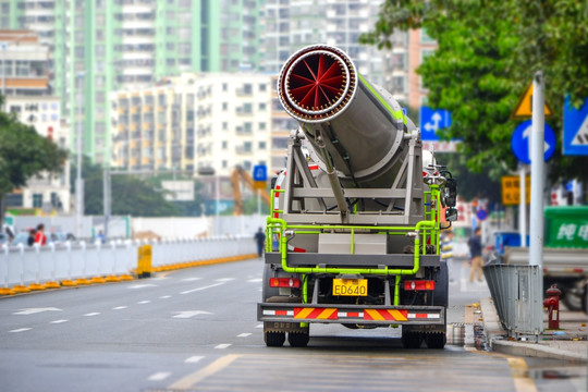 喷雾降尘车 防雾霾