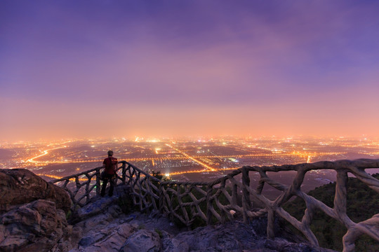 西山远眺北京城西城区夜景