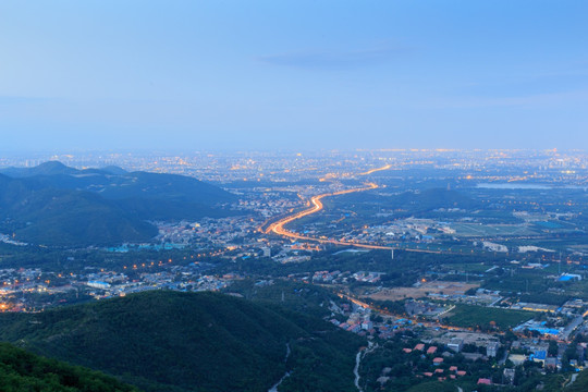 西山远眺北京城西城区全景