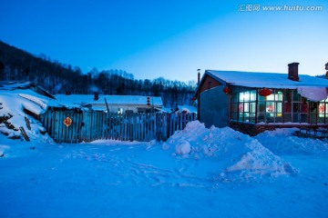 乡村雪景