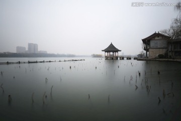 大明湖湖心亭