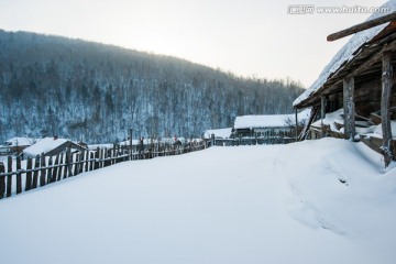 山村雪景