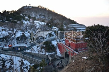 泰山冬日风光